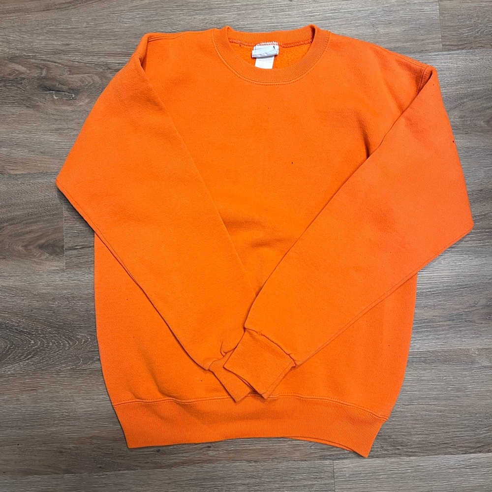 Vibrant Orange Crewneck Sweater with Ribbed Details
